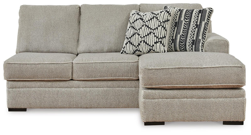 Calnita Right-Arm Facing Sofa Chaise
