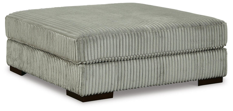 Lindyn 3-Piece Sectional with Ottoman