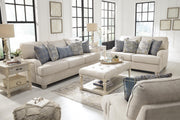 Traemore Loveseat