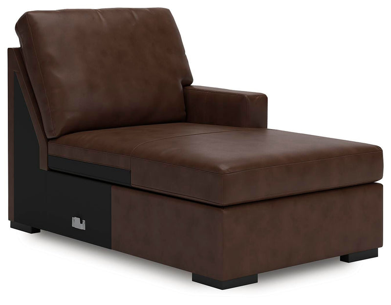 McDowlan Right-Arm Facing Corner Chaise