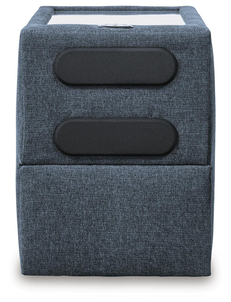 Modmax 3-Piece Sectional and 2 Ottomans