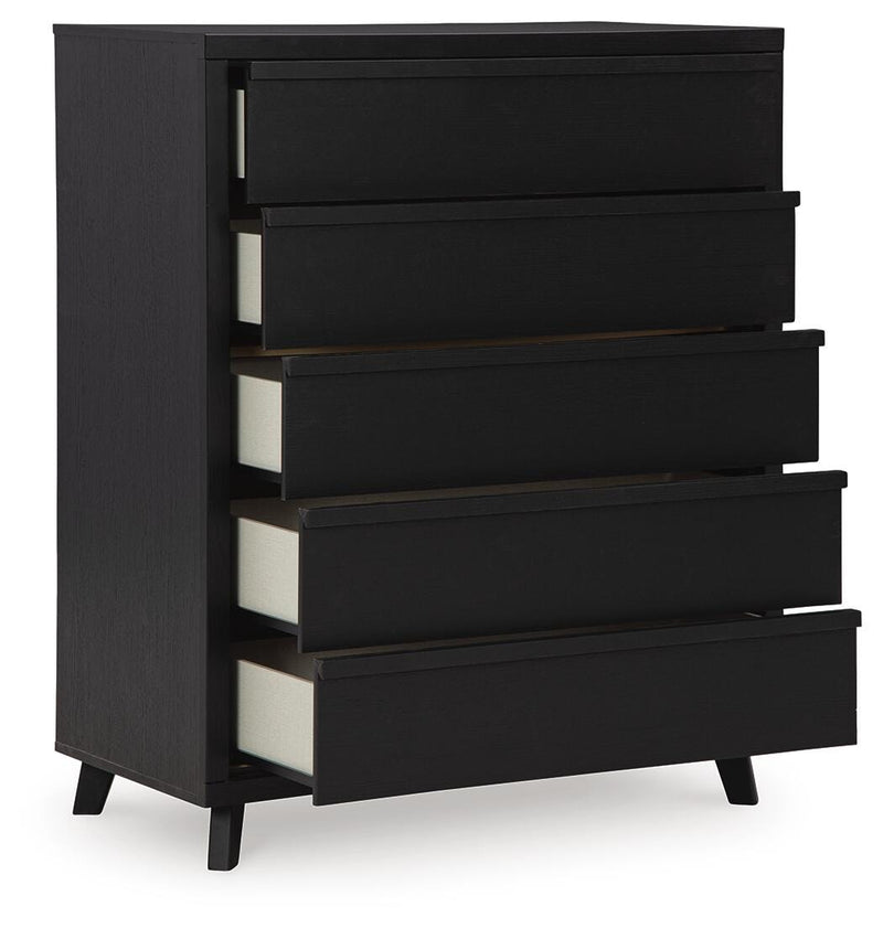 Danziar Queen Bed, Dresser, Mirror, Chest and Nightstand