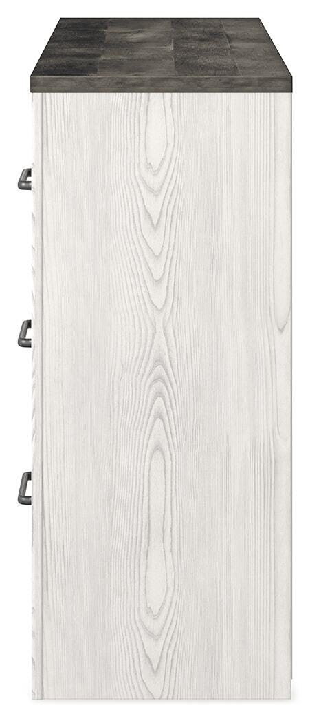 Gerridan Queen Panel Bed, Dresser and 2 Nightstands
