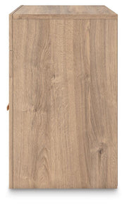 Kinlanni Nightstand
