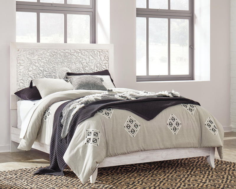 Paxberry Queen Panel Bed, Dresser, Mirror and Nightstand