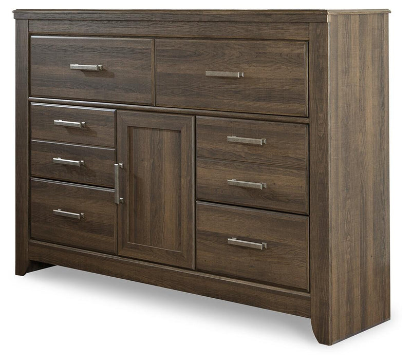 Juararo King Poster Bed, Dresser, Mirror and 2 Nightstands