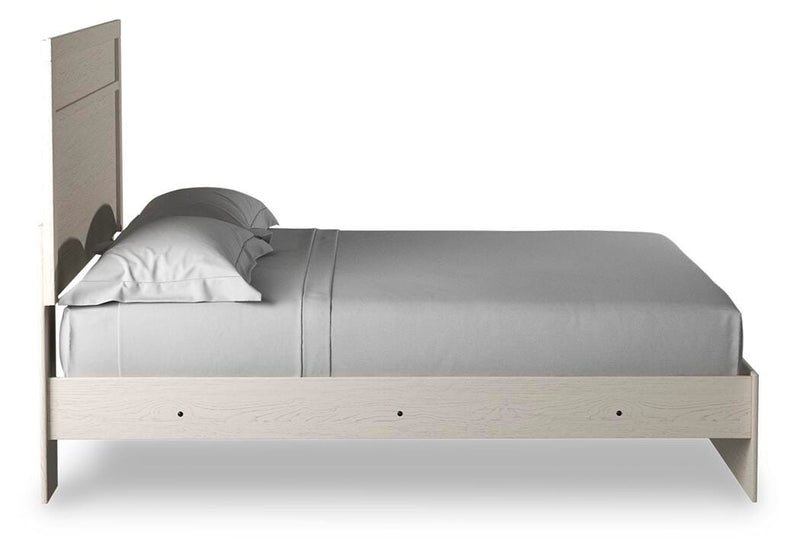 Stelsie King Panel Bed and Nightstand
