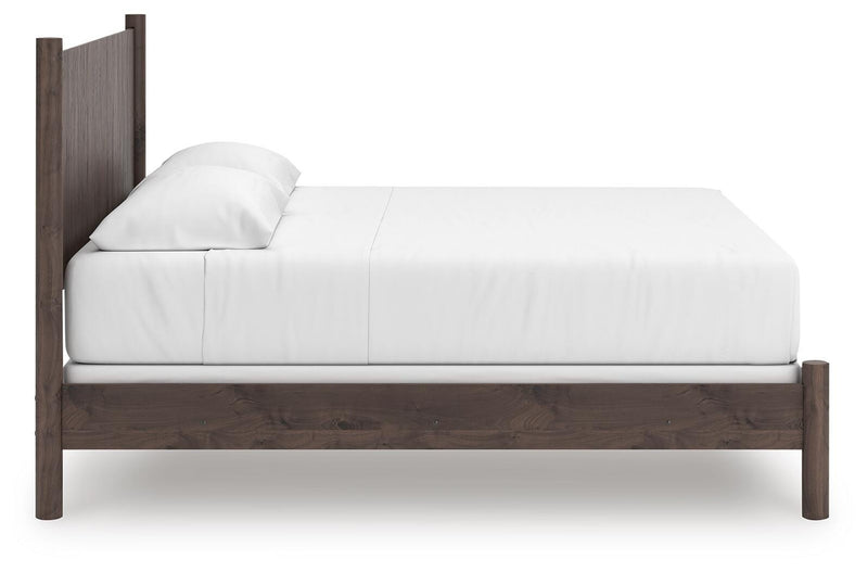 Pamytta King Panel Bed