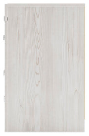 Altyra Nightstand