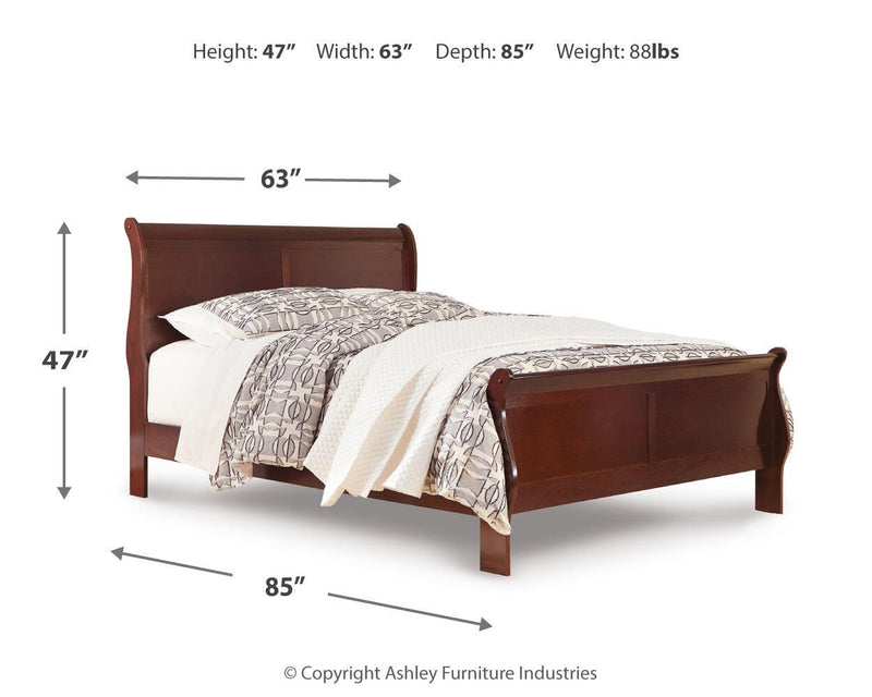 Alisdair Queen Sleigh Bed and Chest