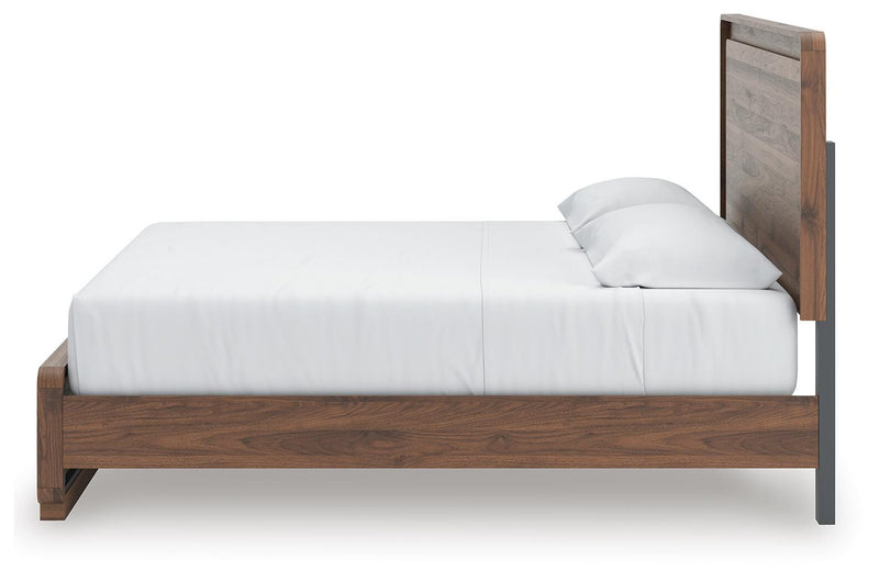 Fortlorn King Panel Bed