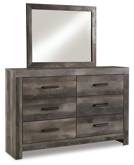 Wynnlow Dresser and Mirror