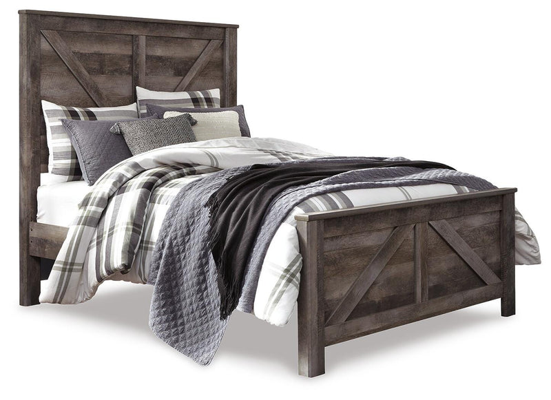 Wynnlow Queen Crossbuck Panel Bed, Chest and Nightstand