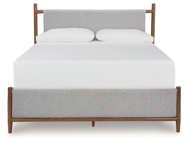 Lyncott King Upholstered Bed, Chest and Nightstand