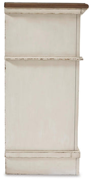 Realyn King Panel Bed, Dresser and 2 Nightstands