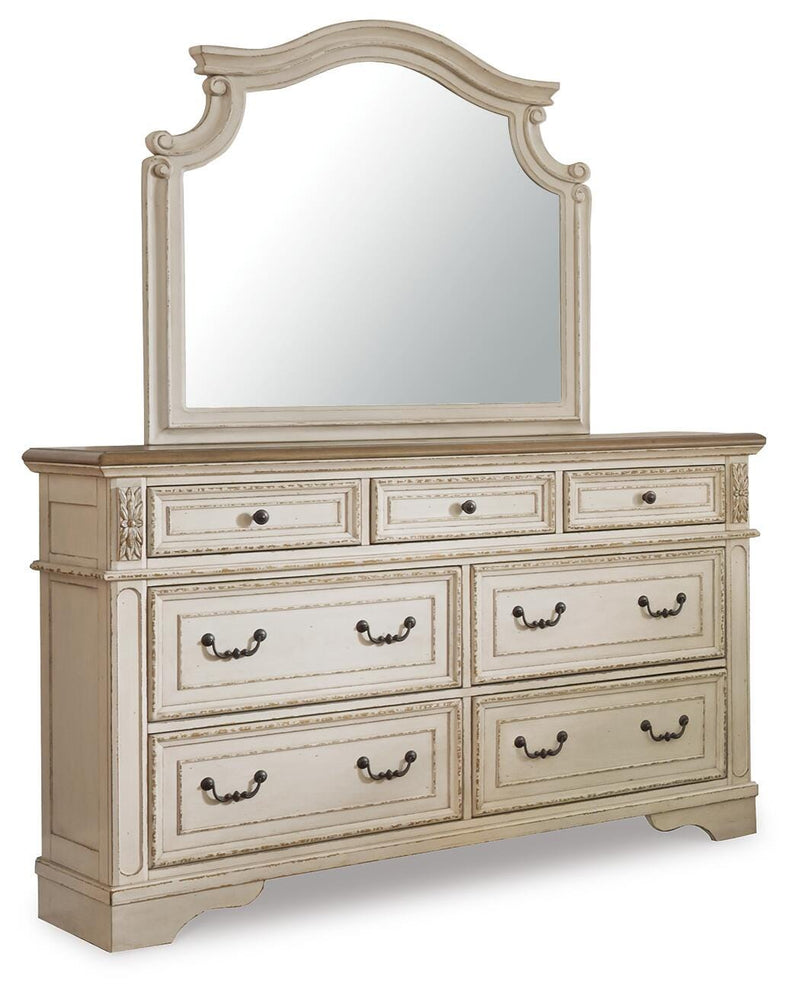 Realyn King Panel Bed, Dresser, Mirror and 2 Nightstands
