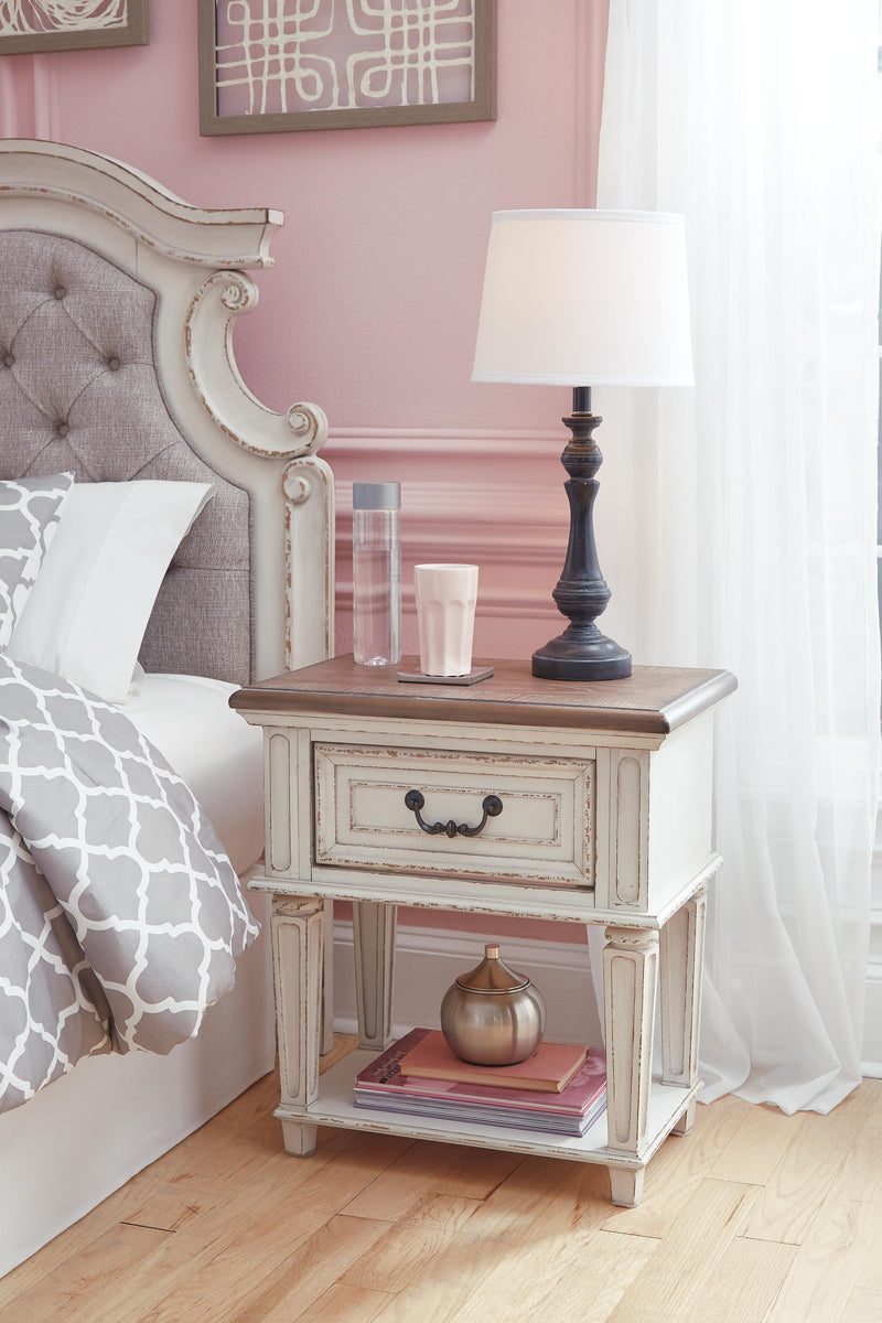 Realyn Dresser, Mirror and Nightstand