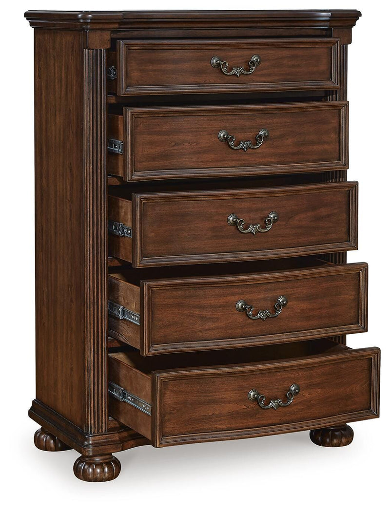 Lavinton Queen Poster Bed, Chest and Nightstand