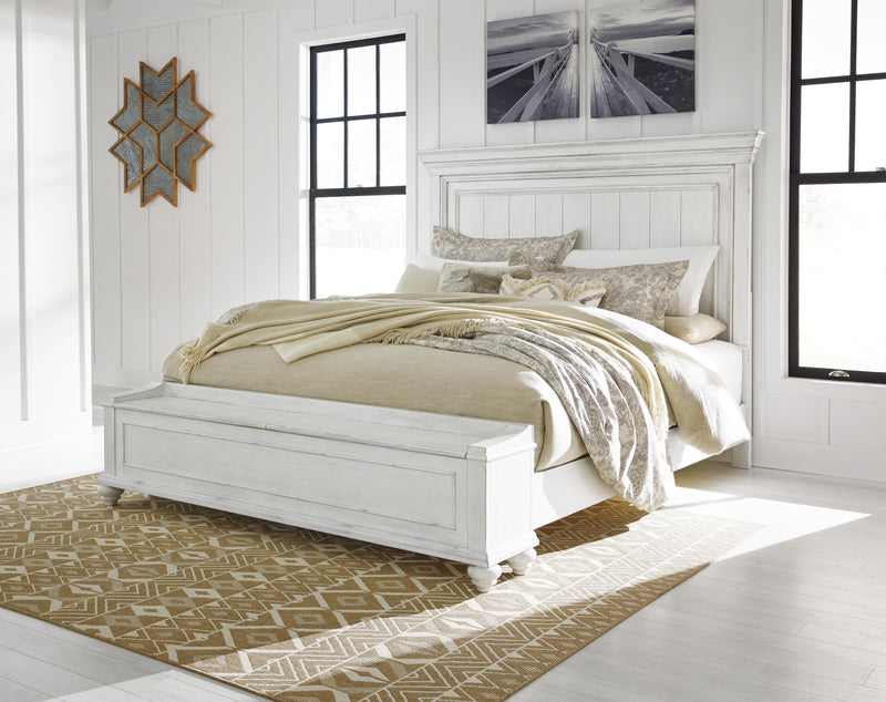 Kanwyn Queen Bed with Mirrored Dresser