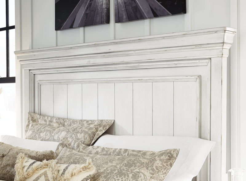 Kanwyn California King Panel Bed with Storage Bench