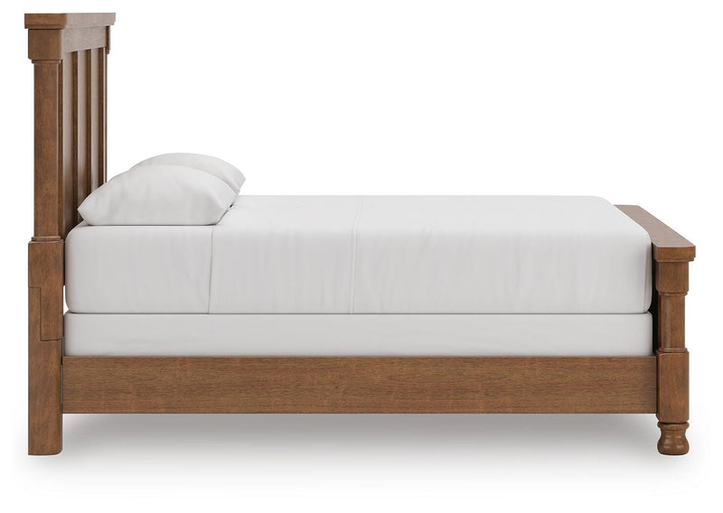 Rowlenstown Queen Poster Bed, Dresser and Mirror