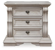 Bruchandi Nightstand