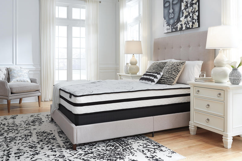 Chime 10 Inch Hybrid King Mattress in a Box
