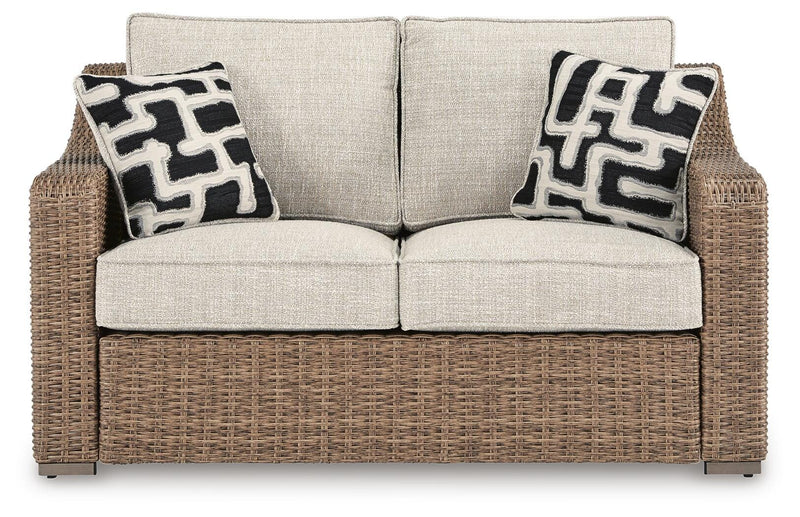 Beachcroft Outdoor Loveseat with Cushion