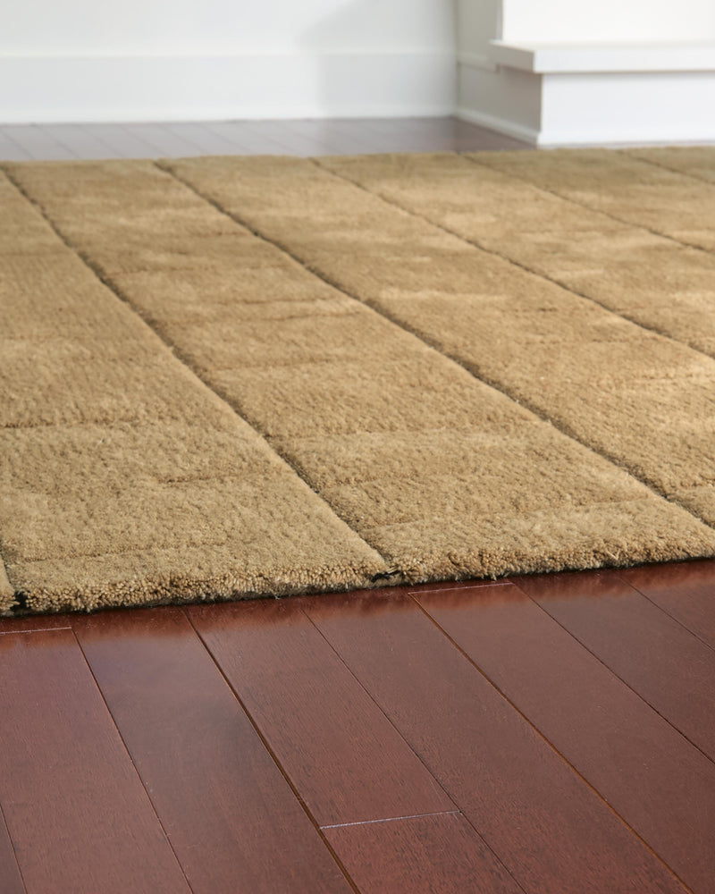 Luzmont Medium Rug