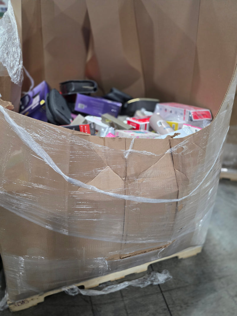 (3428) Manifested $2.23 PER ITEM COST Target Pallet of Hair Care, Skin Care, Makeup & More 1232 items