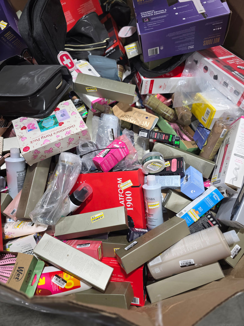 (3428) Manifested $2.23 PER ITEM COST Target Pallet of Hair Care, Skin Care, Makeup & More 1232 items