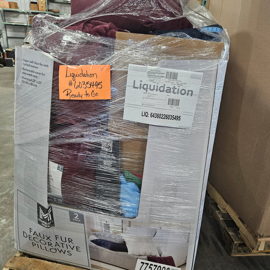 64360226035495- PILLOWS/CLOTHING PALLET #24